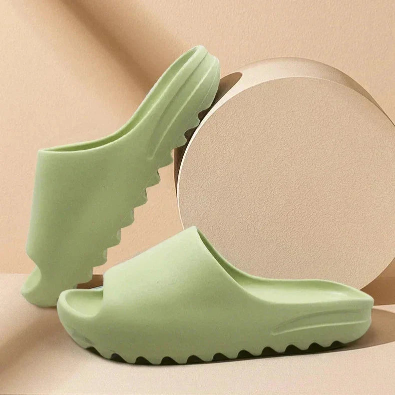 Summer Slide Sandals – Cool Lightweight Beach Footwear