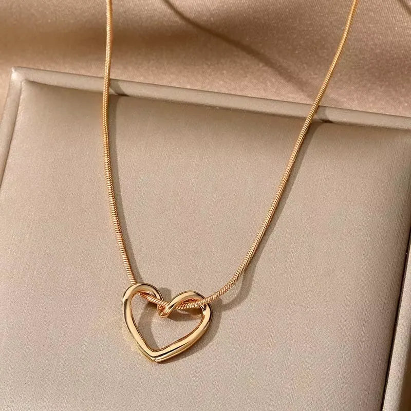 Heart Pendant Necklace – Sterling Silver Love Jewelry for Women