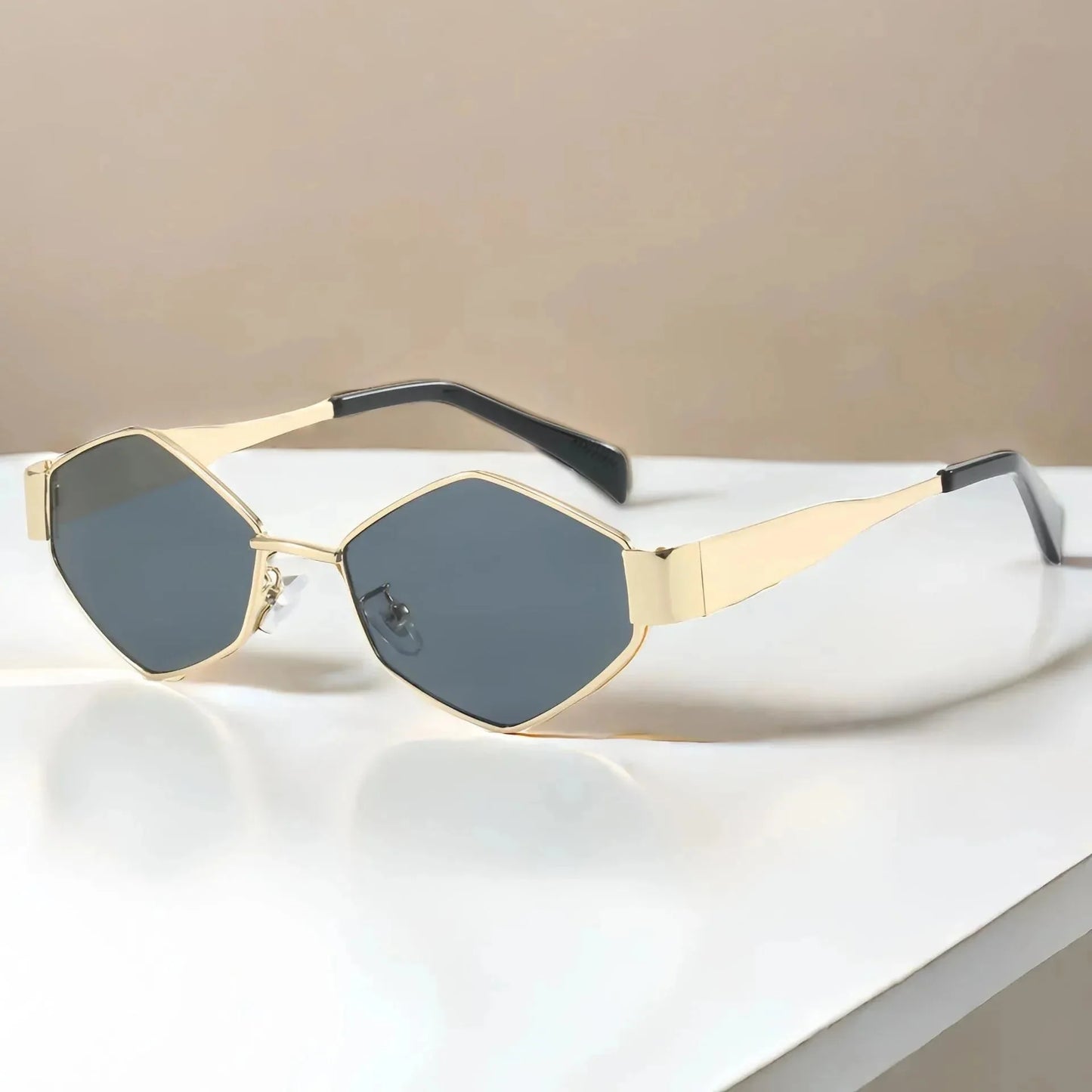 Hexagon Sunglasses Trendy – Stylish UV Protection Eyewear