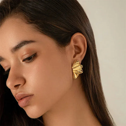 Stud Earrings – Maple Leaf Design in Sterling Silver